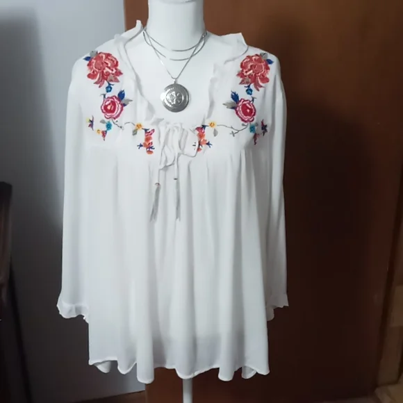 HANNAH Woman's Top - Picture 1 of 12